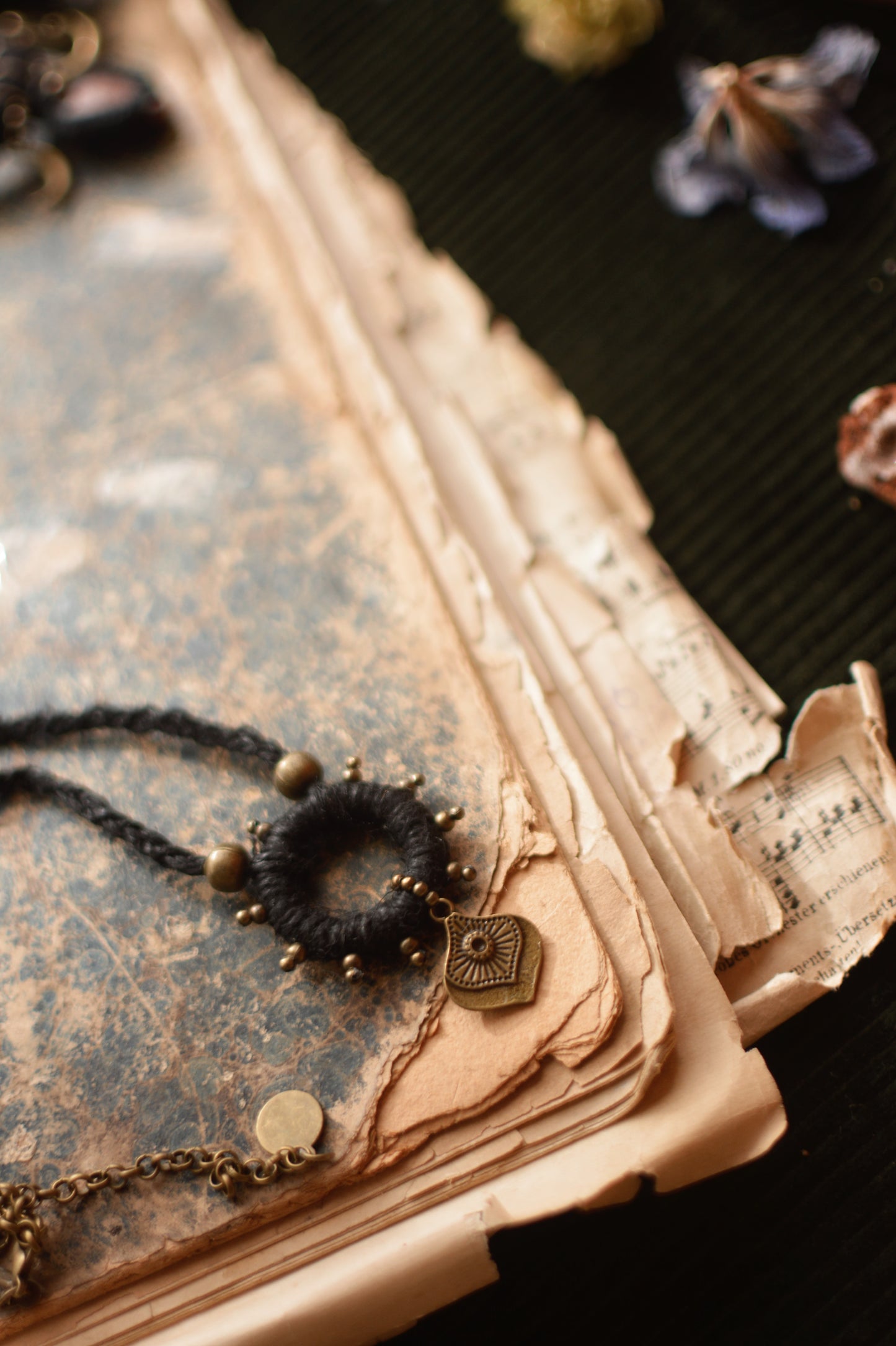 Mini Hemp Talisman - short