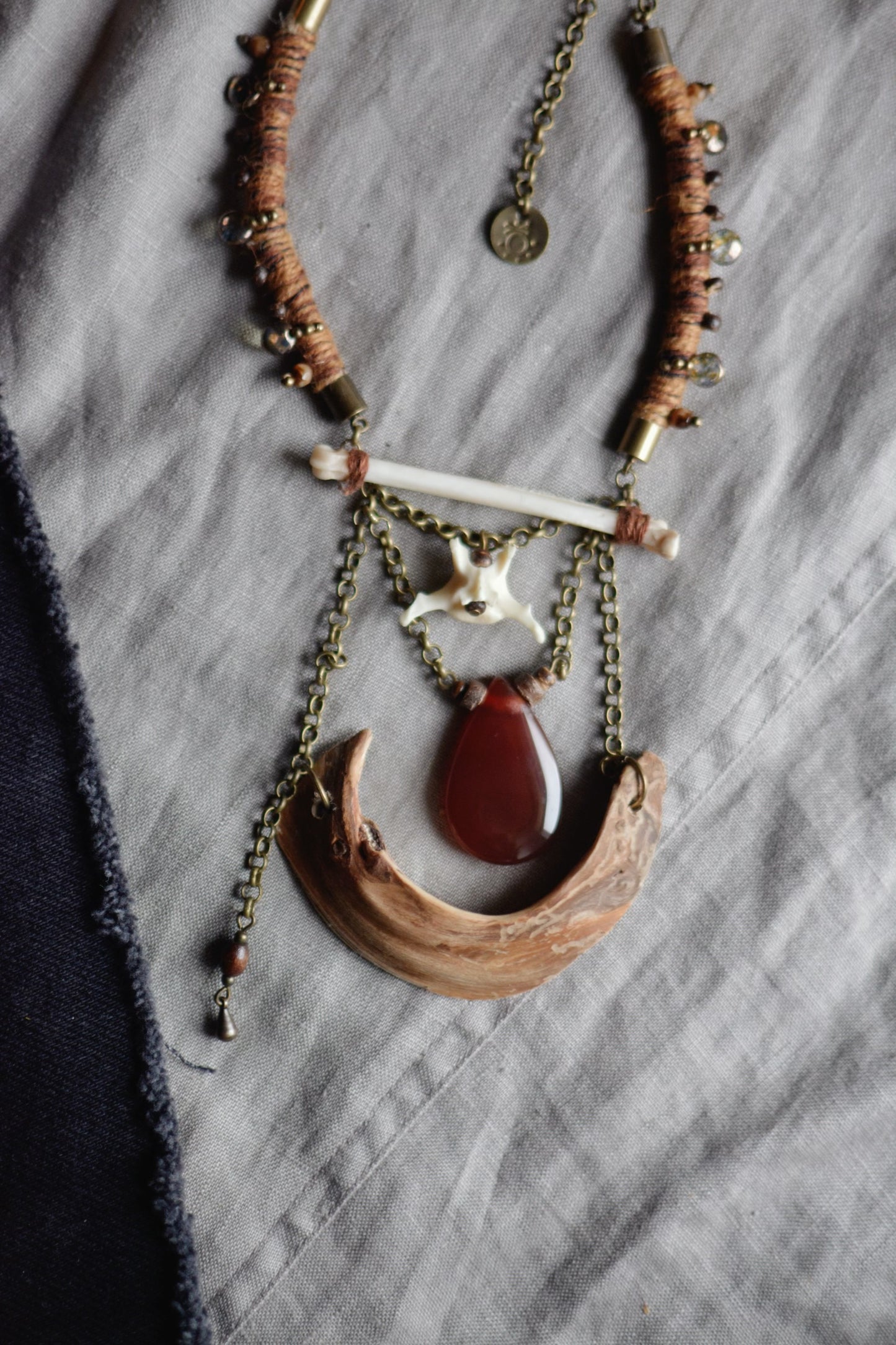 Moon Root - Back to Roots Talisman