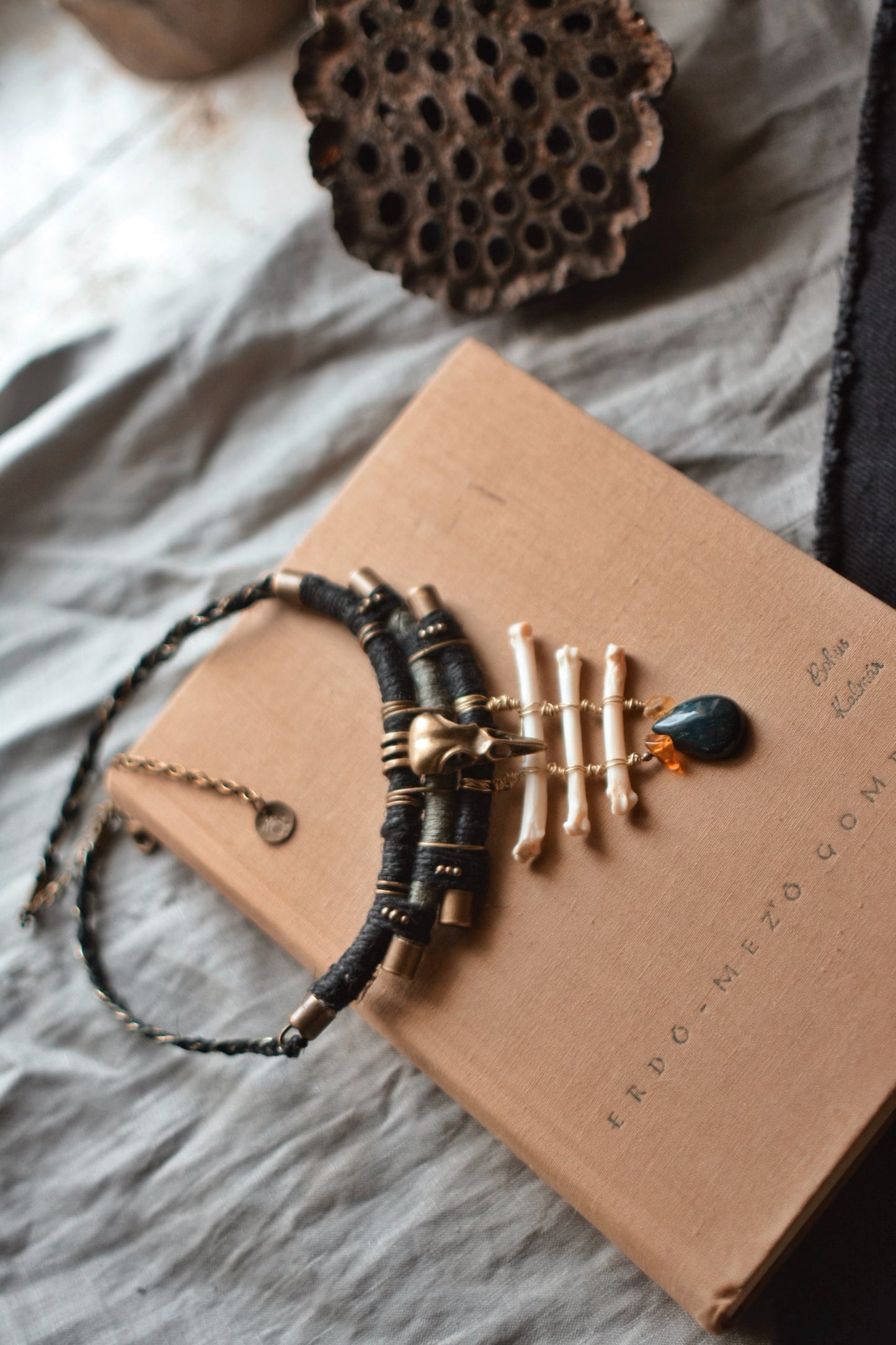 La Loba Hemp and Linen Necklace