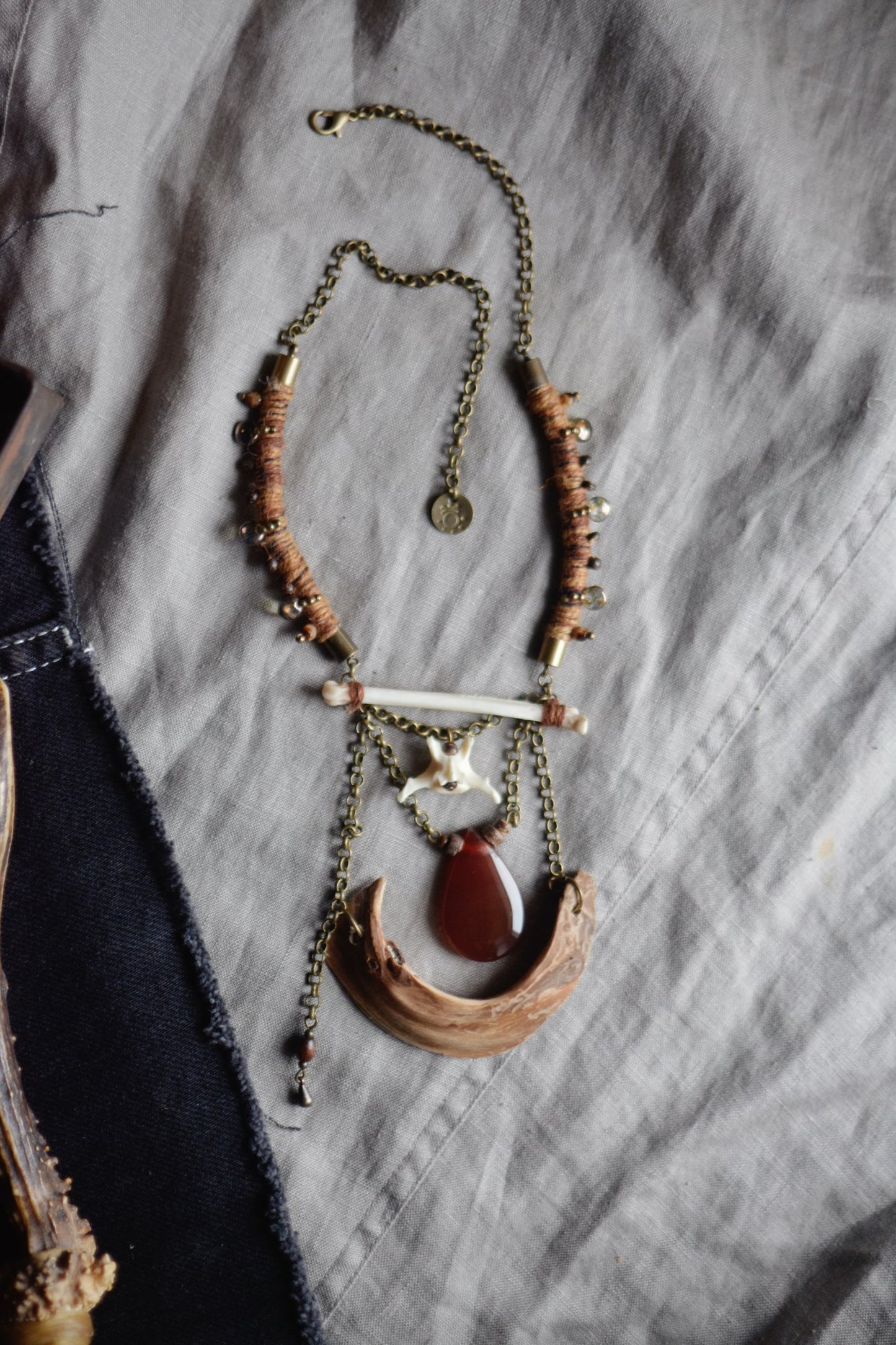 Moon Root - Back to Roots Talisman