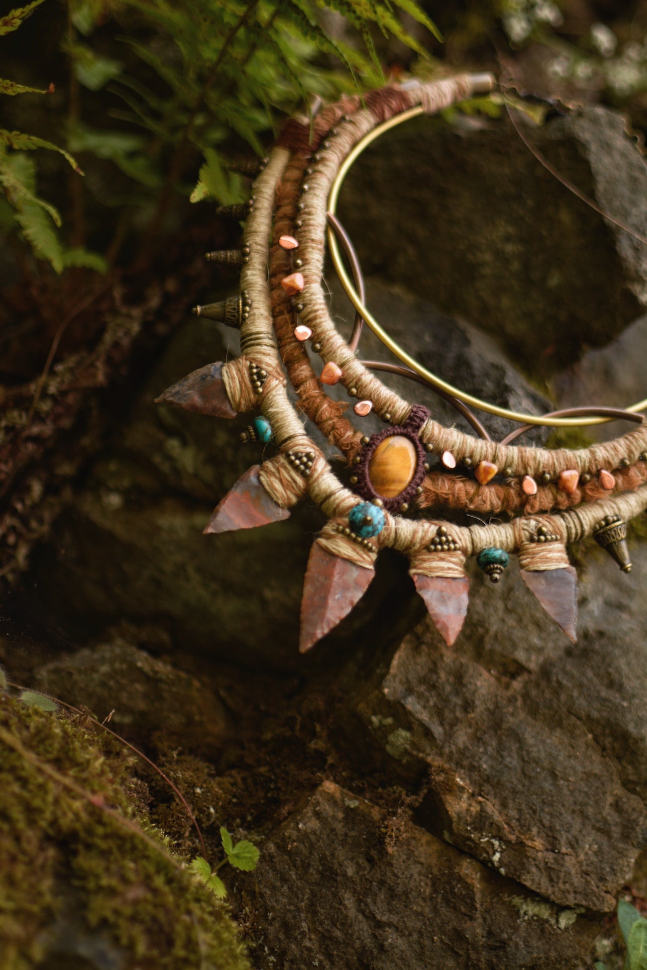 Afterlife - Necklace with Stone Arrows, Tiger eye and Dyed Howlite