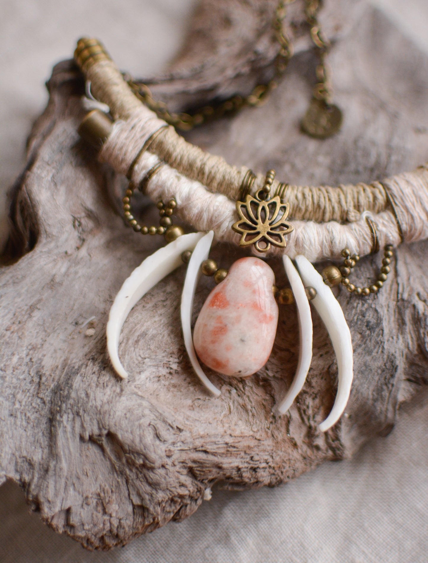 Soluma Necklace witt Sunstone and Shells