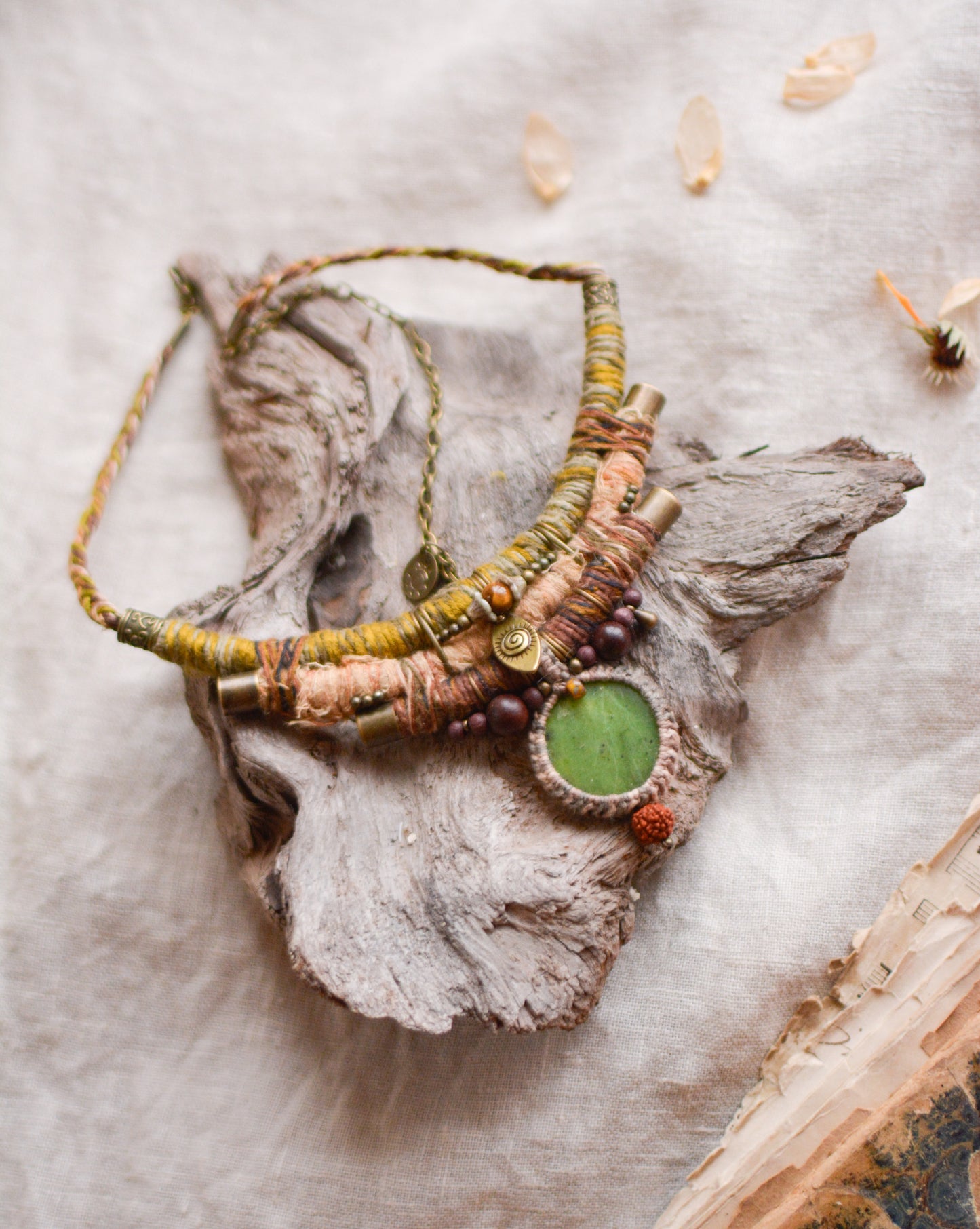 Verradine Necklace with Nephrite