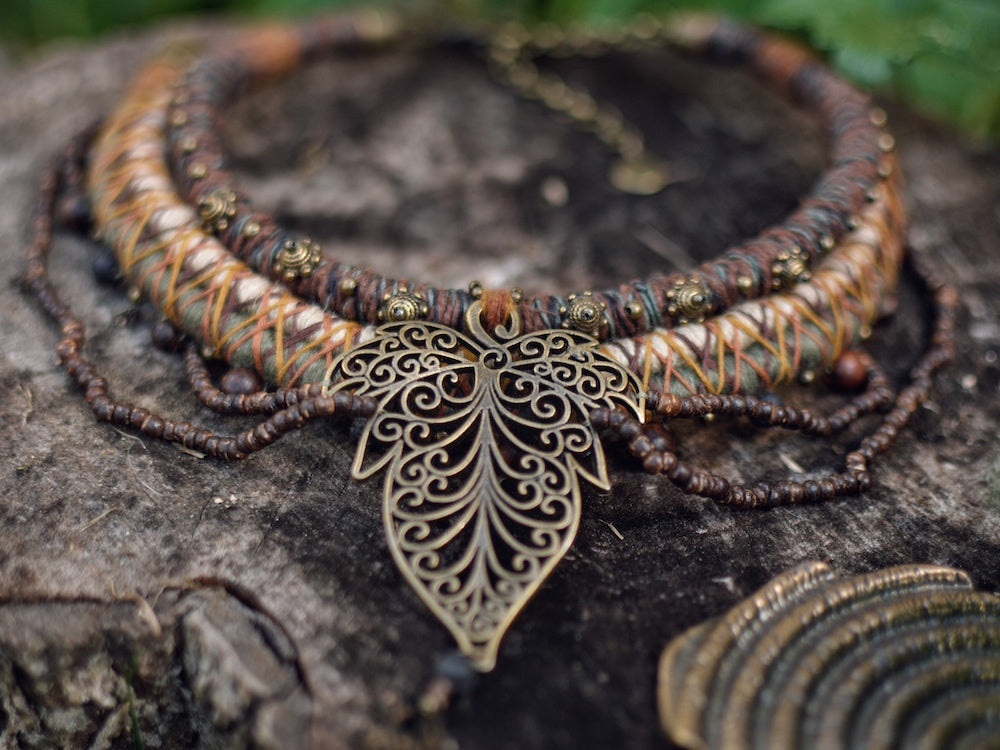 Necklace with Leaf Pendant