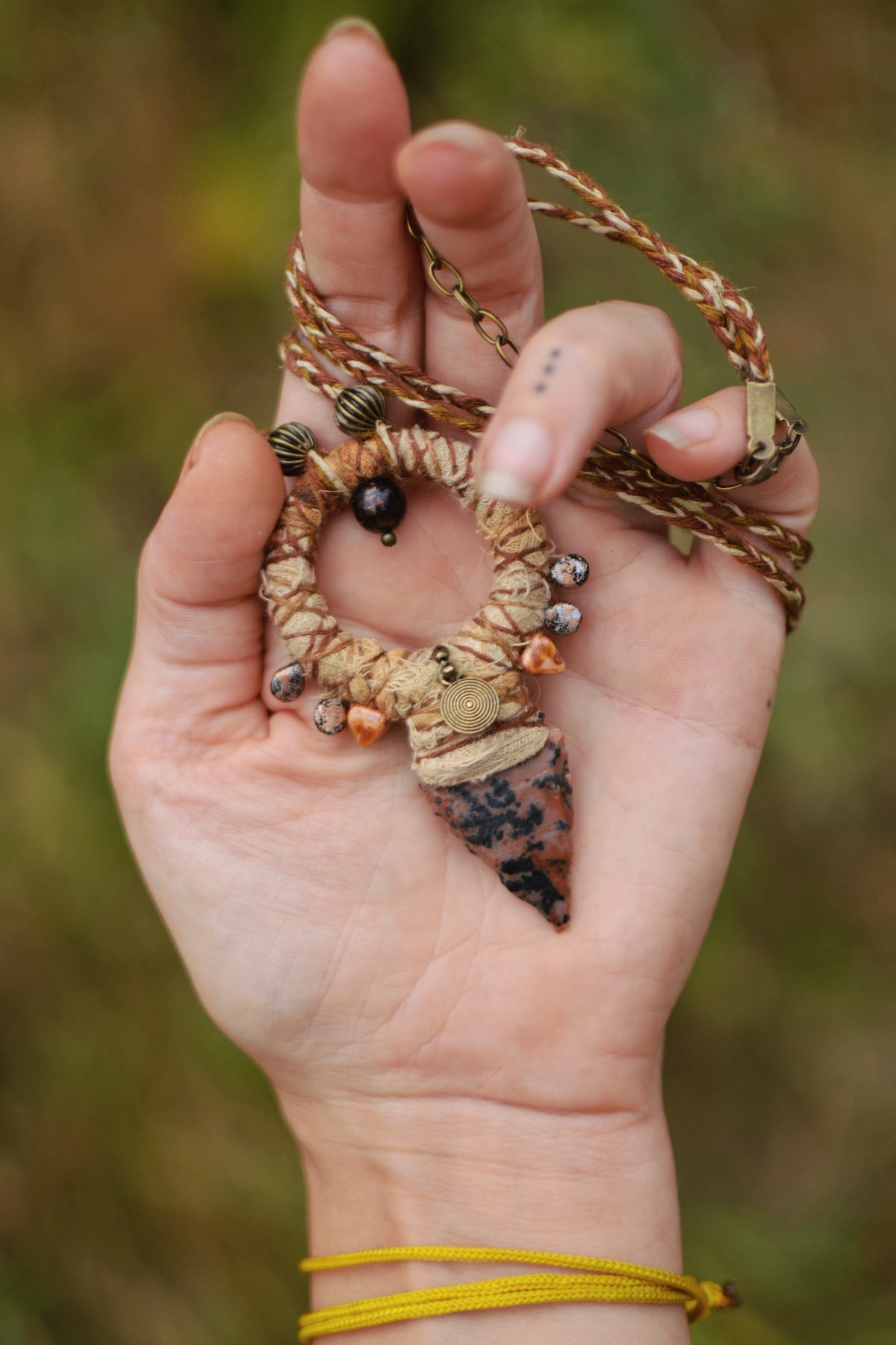 Afterlife Talisman with Flint-Flake Arrow