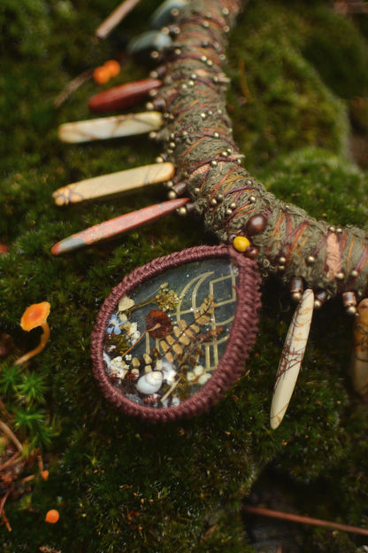 Intambo x Gaiaékszer Necklace - Mossy wonders with Jasper sticks