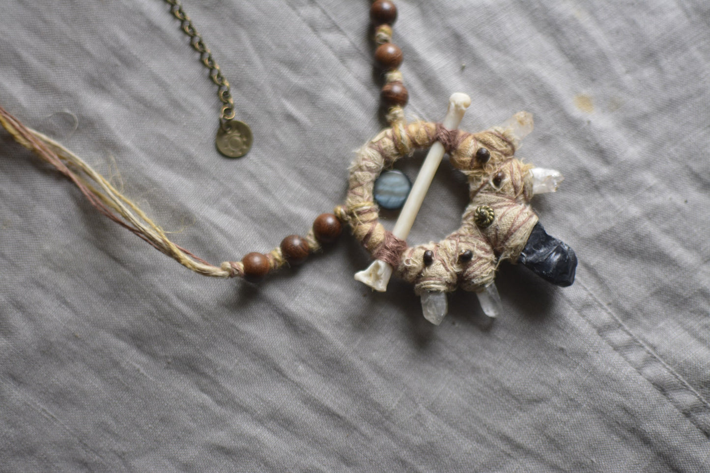 Ancestor's Circle - Back to Roots Talisman