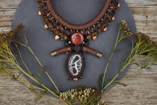 Afterlife - Necklace with Red Jasper and a Fossil